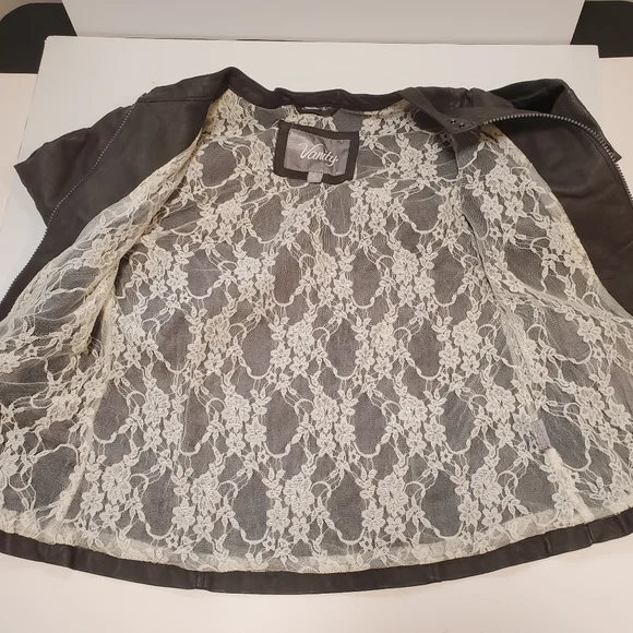 Vanity Women's Grey Faux Leather Jacket Size Large - Picture 7 of 10